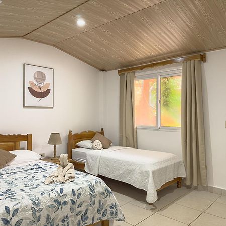 Hostal Familiar Rolo سانتا كاتالينا المظهر الخارجي الصورة